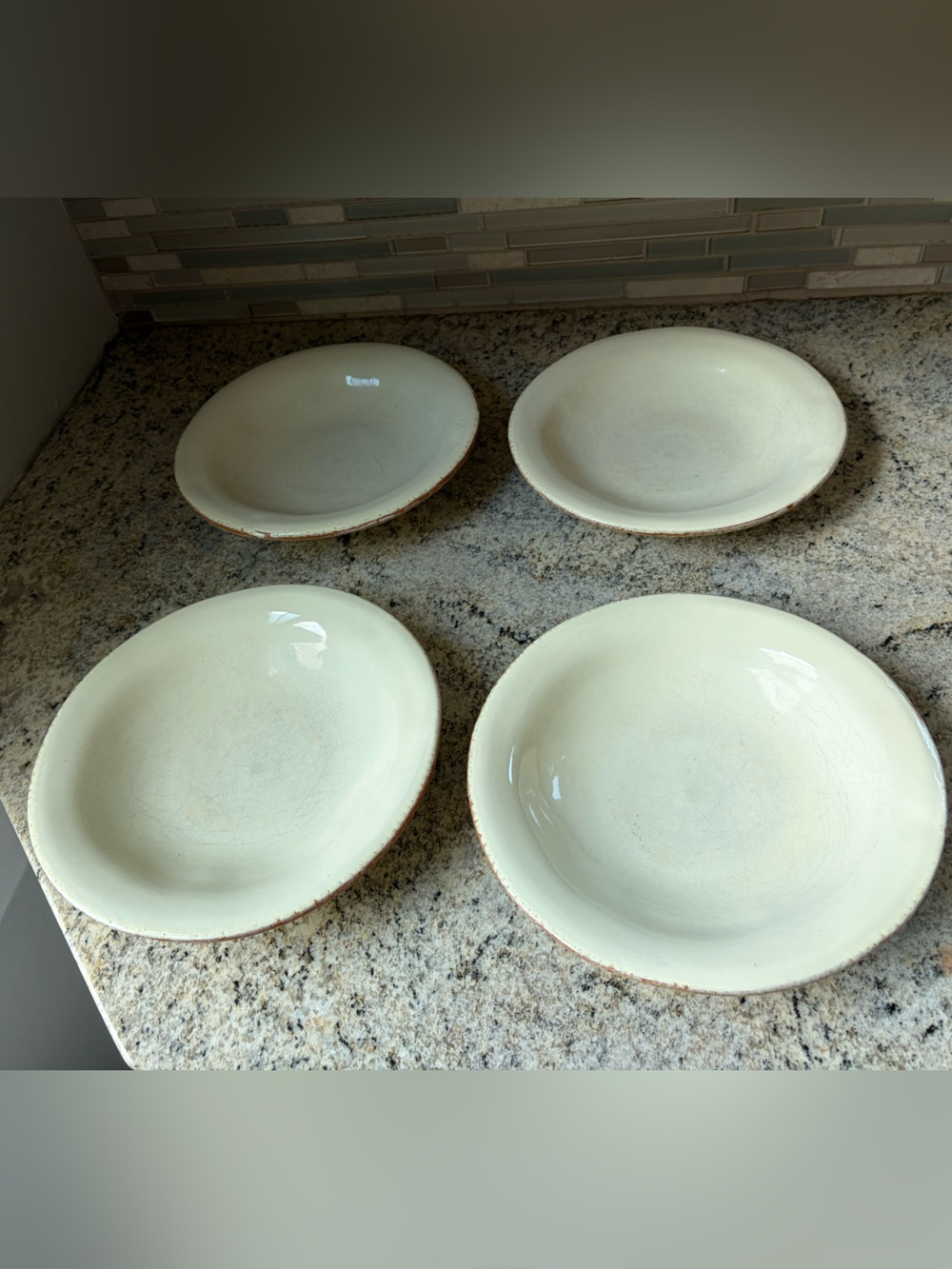 Vietri Crema Rim Soup coupe Bowl (approx 8-3/4”) shallow set of 4